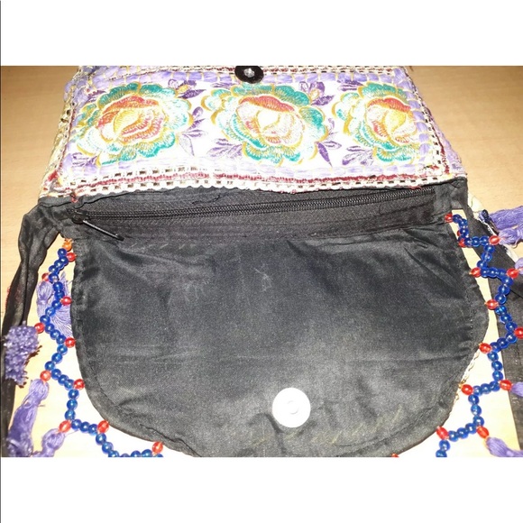 Handmade in India Crossbody Banjara Purse Hancbag - Picture 7 of 14
